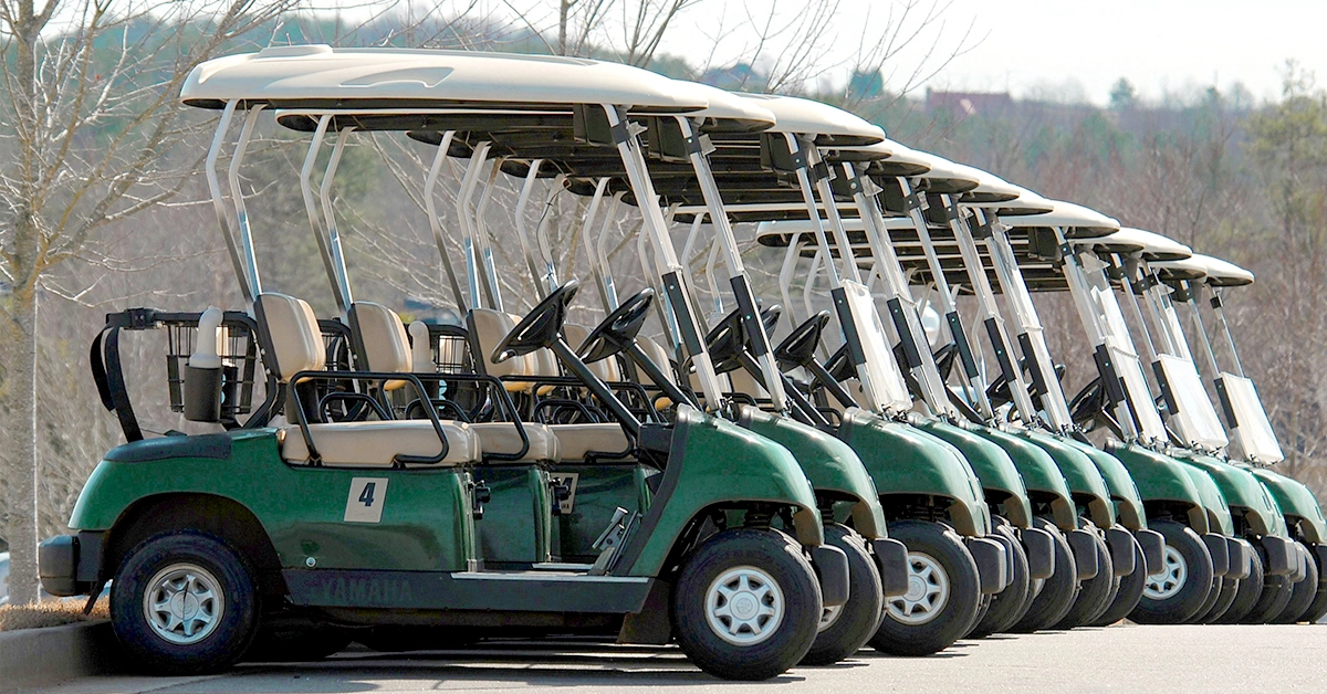 How Wide Is a Standard Golf Cart?